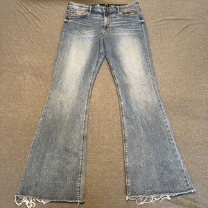 Kut from the Kloth Stella Flare size 16